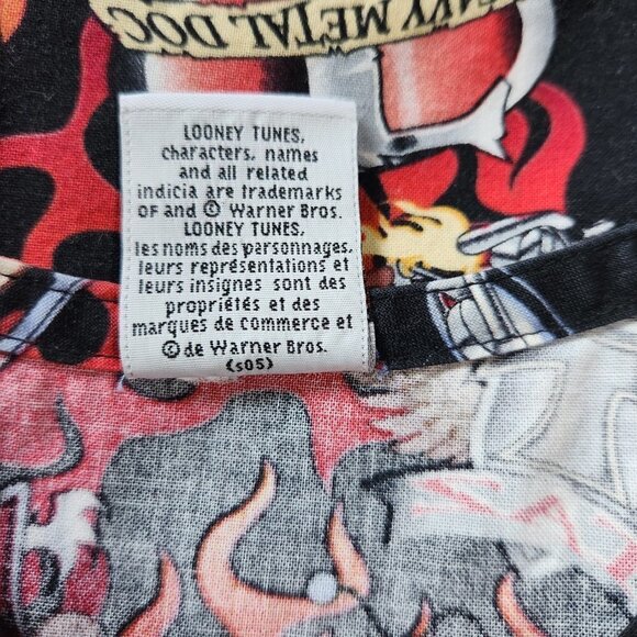 Looney Tunes Taz Scrub Top Womens XL? V-neck Nursing Measurements in Description - Picture 3 of 16